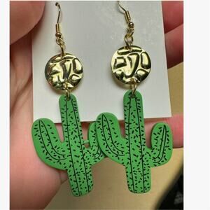 New Cactus Desert Gold Dangle Earrings Cacti Metal Western Plants‎ Southwest